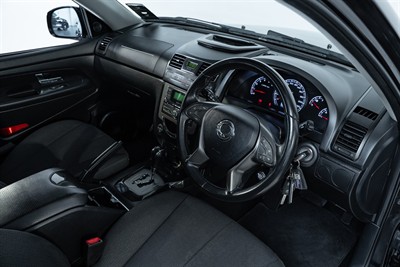 2017 Ssangyong Rexton - Thumbnail