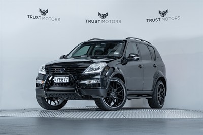 2017 Ssangyong Rexton - Thumbnail