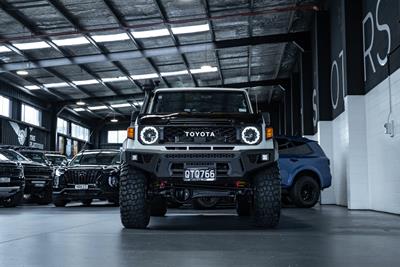 2024 Toyota Landcruiser - Thumbnail