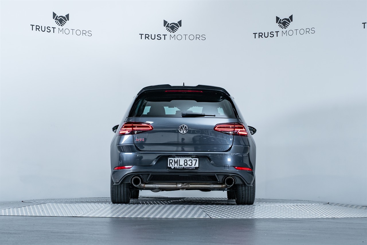 2017 Volkswagen Golf