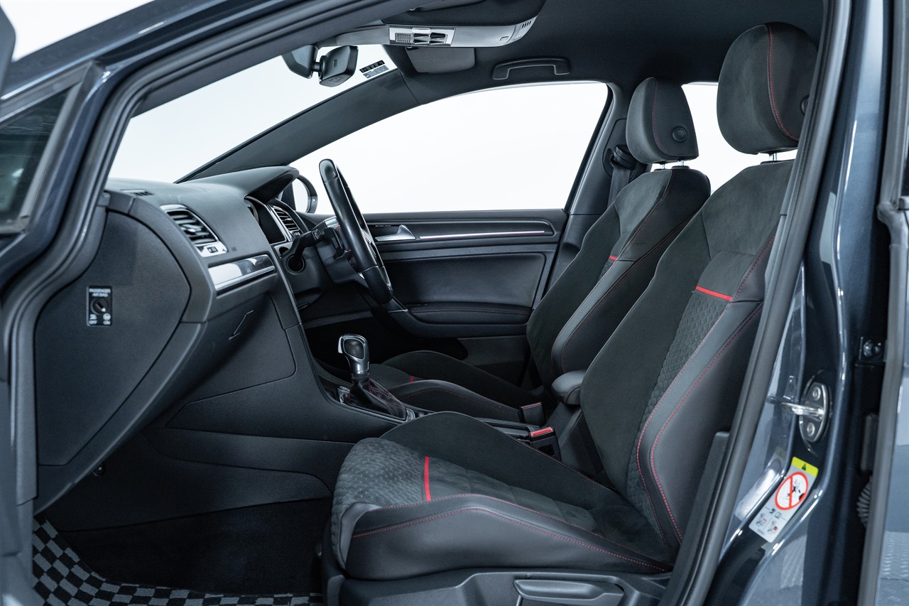 2017 Volkswagen Golf