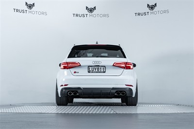 2018 Audi S3 - Thumbnail