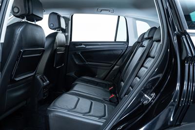 2016 Volkswagen Tiguan - Thumbnail