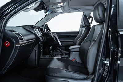 2017 Toyota Landcruiser Prado - Thumbnail