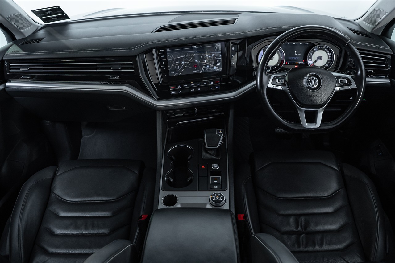 2019 Volkswagen Touareg