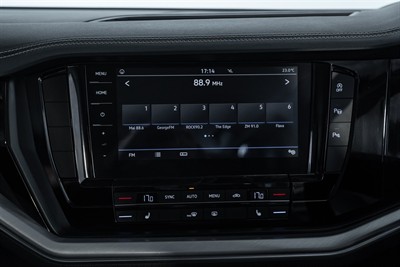 2019 Volkswagen Touareg - Thumbnail