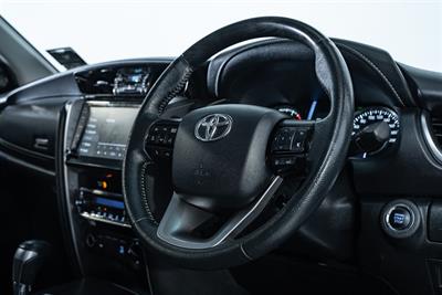 2021 Toyota Fortuner - Thumbnail