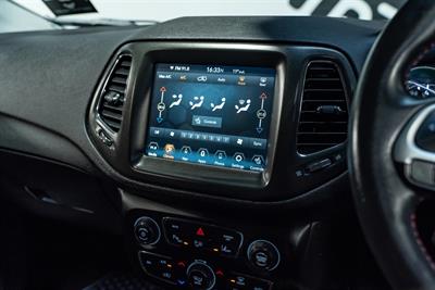 2020 Jeep Compass - Thumbnail
