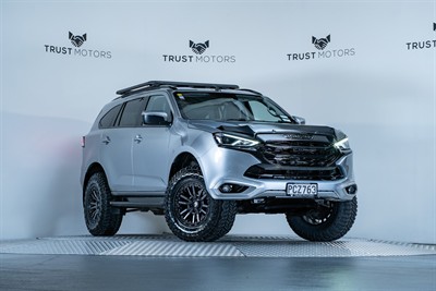 2022 Isuzu MU-X - Image Coming Soon