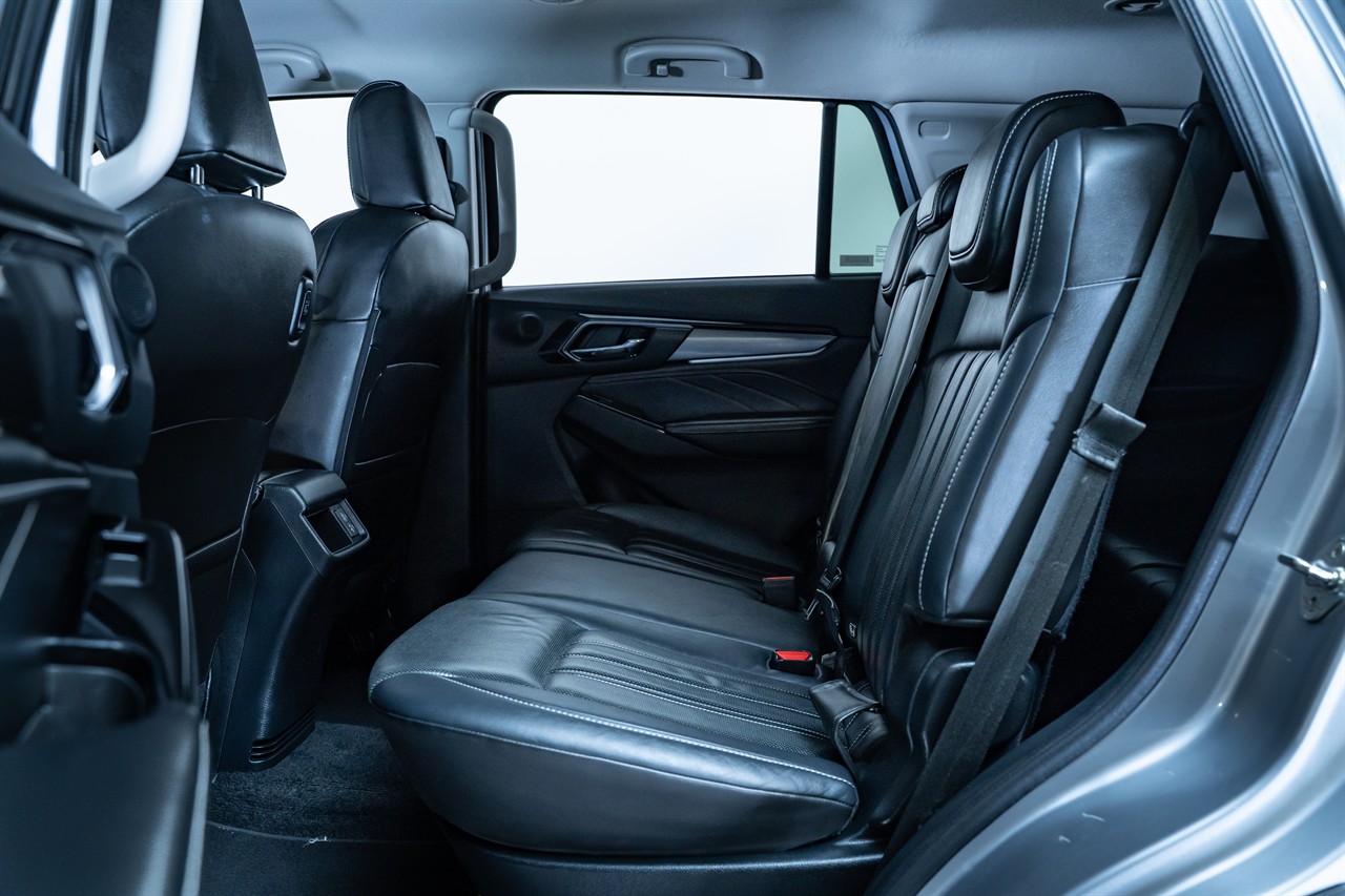 2022 Isuzu MU-X