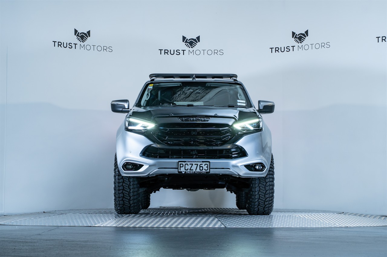 2022 Isuzu MU-X
