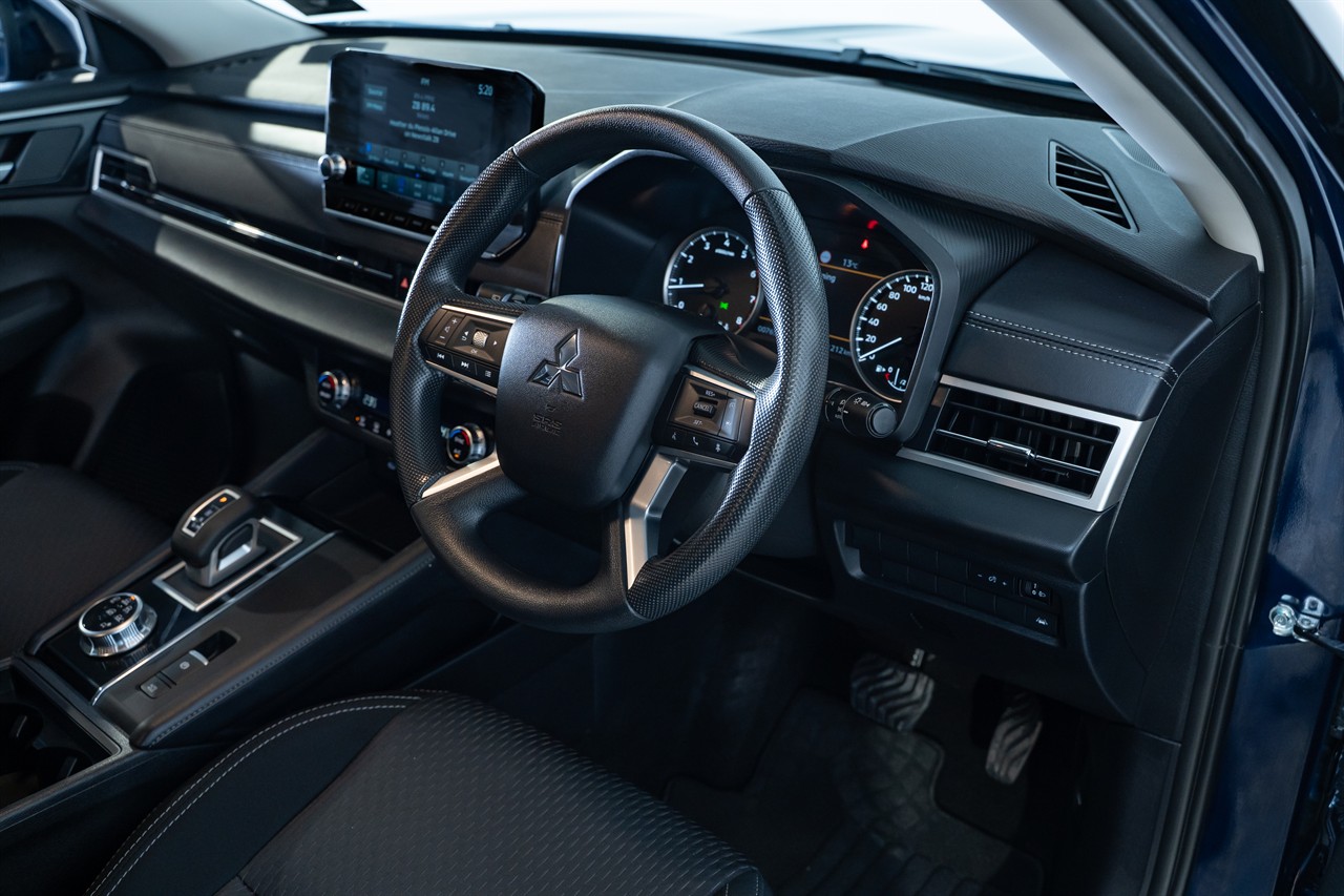 2024 Mitsubishi Outlander