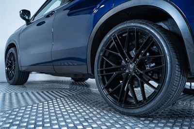 2024 Mitsubishi Outlander - Thumbnail