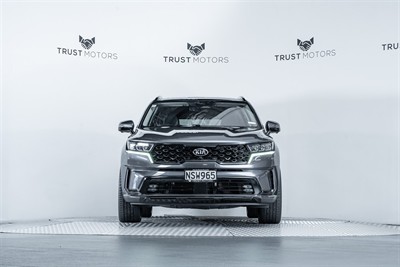 2021 Kia Sorento - Thumbnail