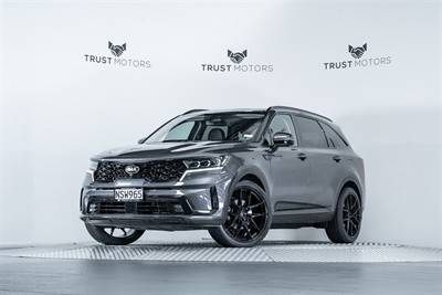 2021 Kia Sorento - Thumbnail