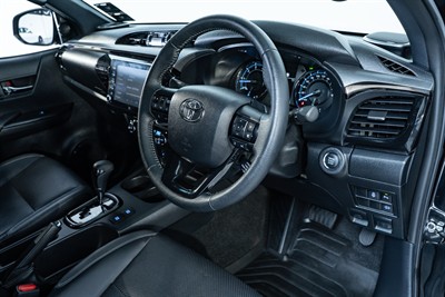 2020 Toyota Hilux - Thumbnail