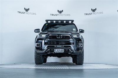 2020 Toyota Hilux - Thumbnail