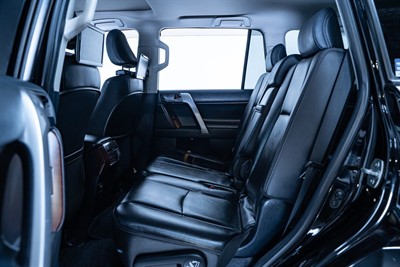2016 Toyota Landcruiser Prado - Thumbnail