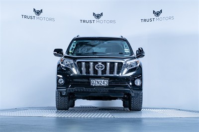 2016 Toyota Landcruiser Prado - Thumbnail