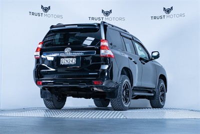 2016 Toyota Landcruiser Prado - Thumbnail