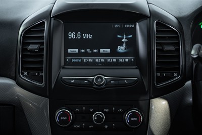 2017 Holden Captiva - Thumbnail