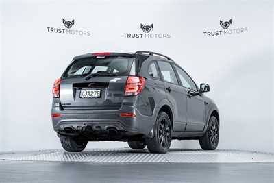 2017 Holden Captiva - Thumbnail