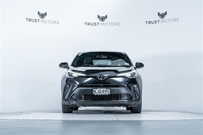 2021 Toyota C-HR - Thumbnail
