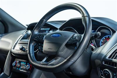 2016 Ford Focus - Thumbnail