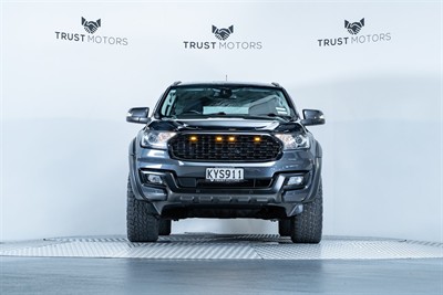 2017 Ford Everest - Thumbnail