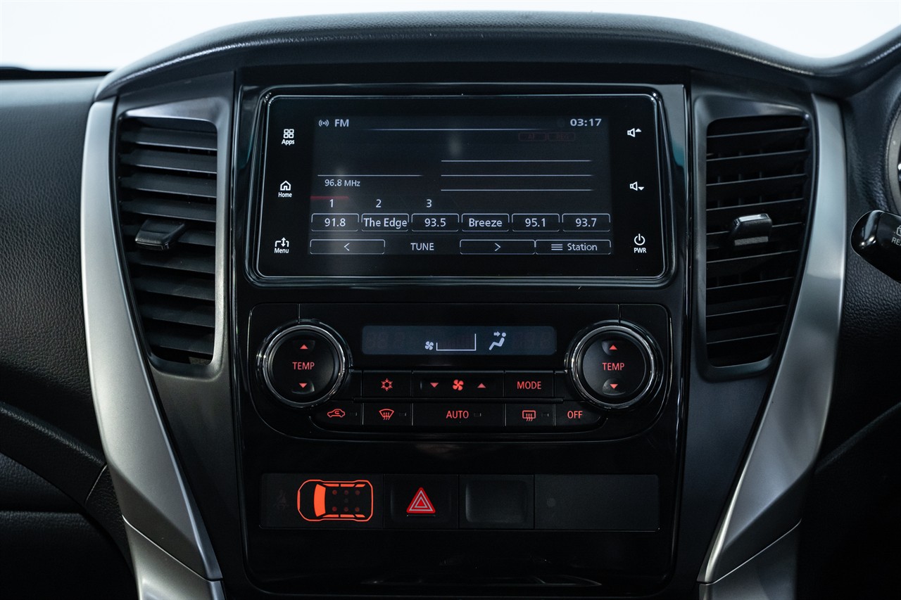 2016 Mitsubishi Pajero Sport