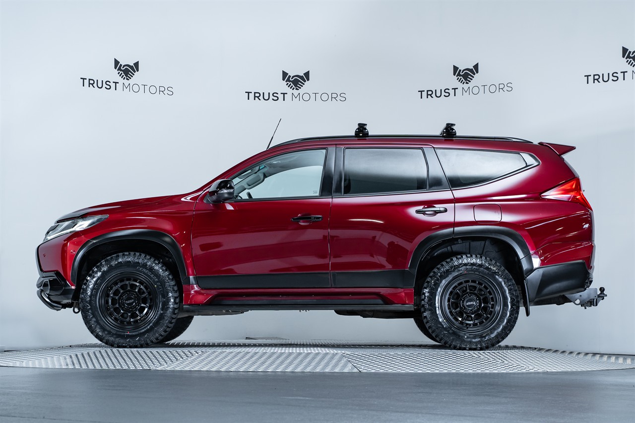 2016 Mitsubishi Pajero Sport