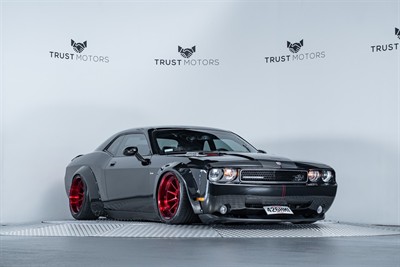 2009 Dodge Challenger - Thumbnail