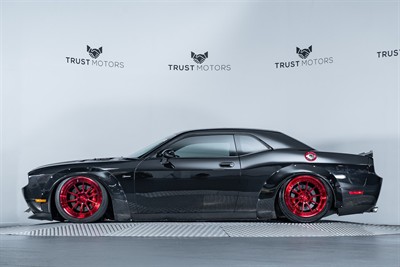 2009 Dodge Challenger - Thumbnail