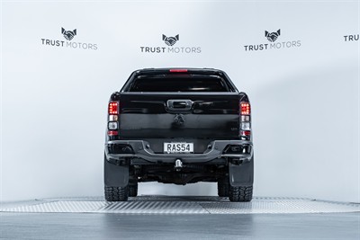 2019 Holden Colorado - Thumbnail