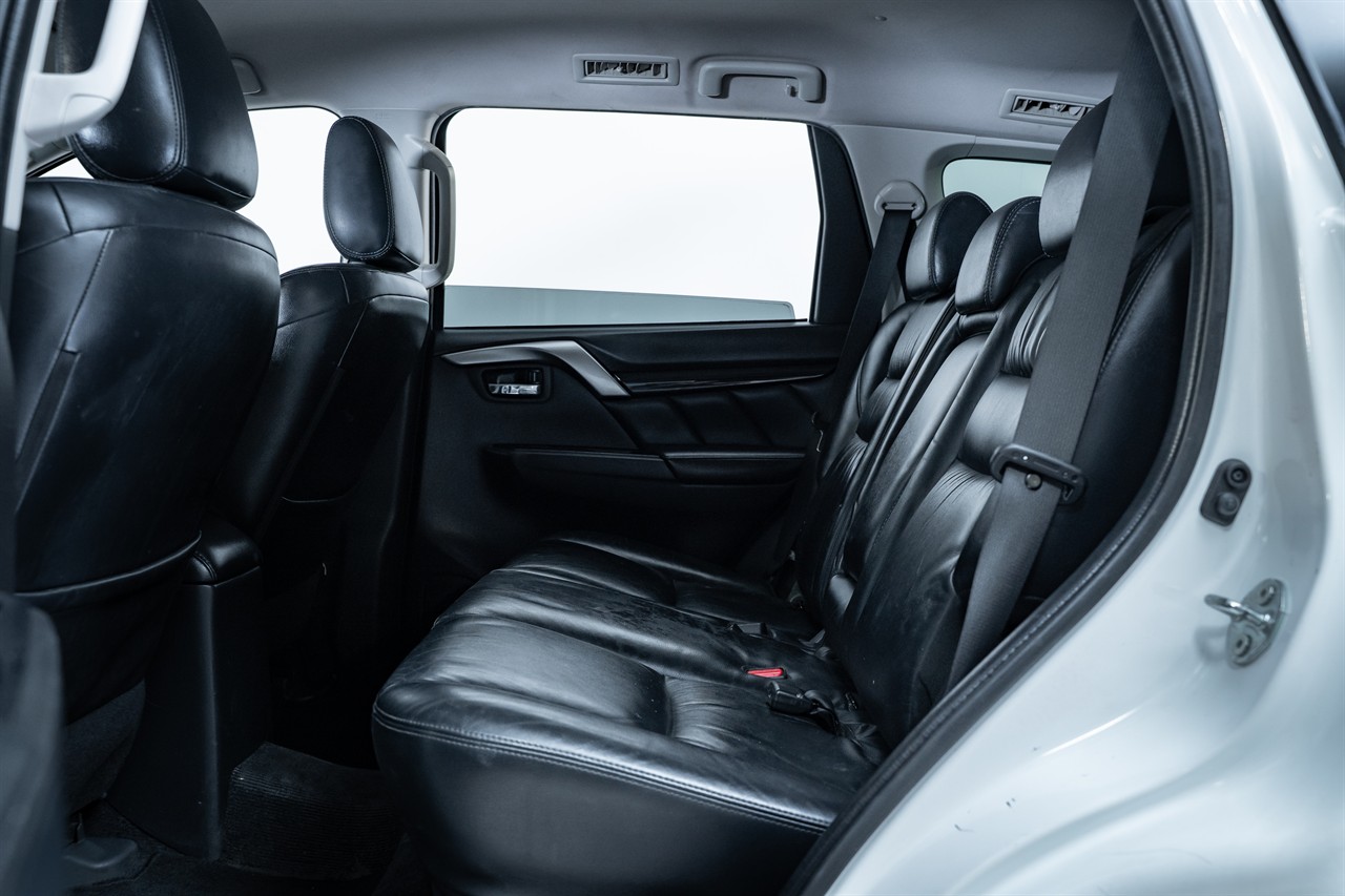 2017 Mitsubishi Pajero Sport