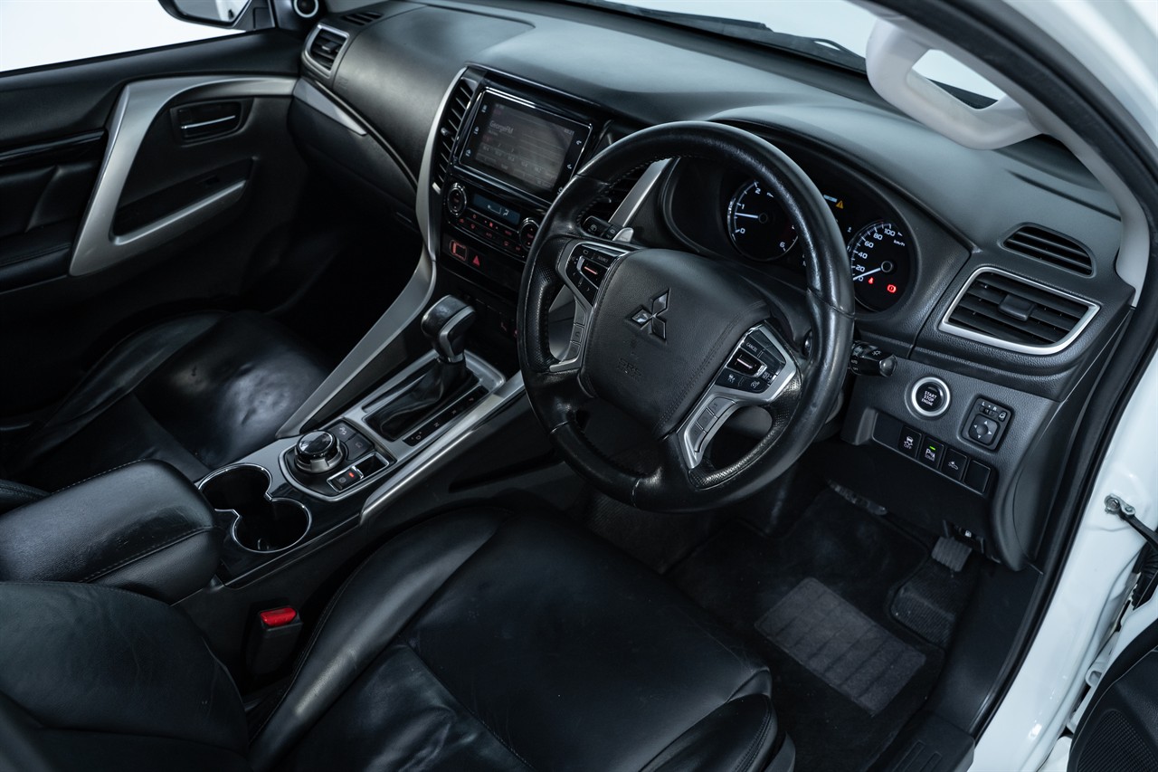 2017 Mitsubishi Pajero Sport