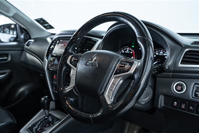 2019 Mitsubishi Triton - Thumbnail