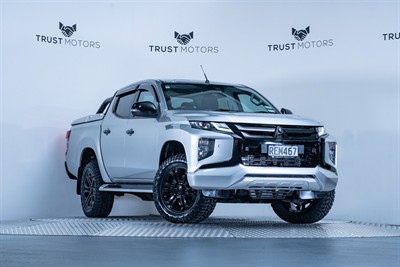 2020 Mitsubishi Triton - Thumbnail