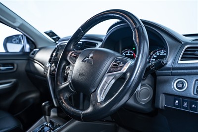 2020 Mitsubishi Triton - Thumbnail