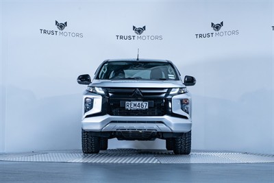 2020 Mitsubishi Triton - Thumbnail