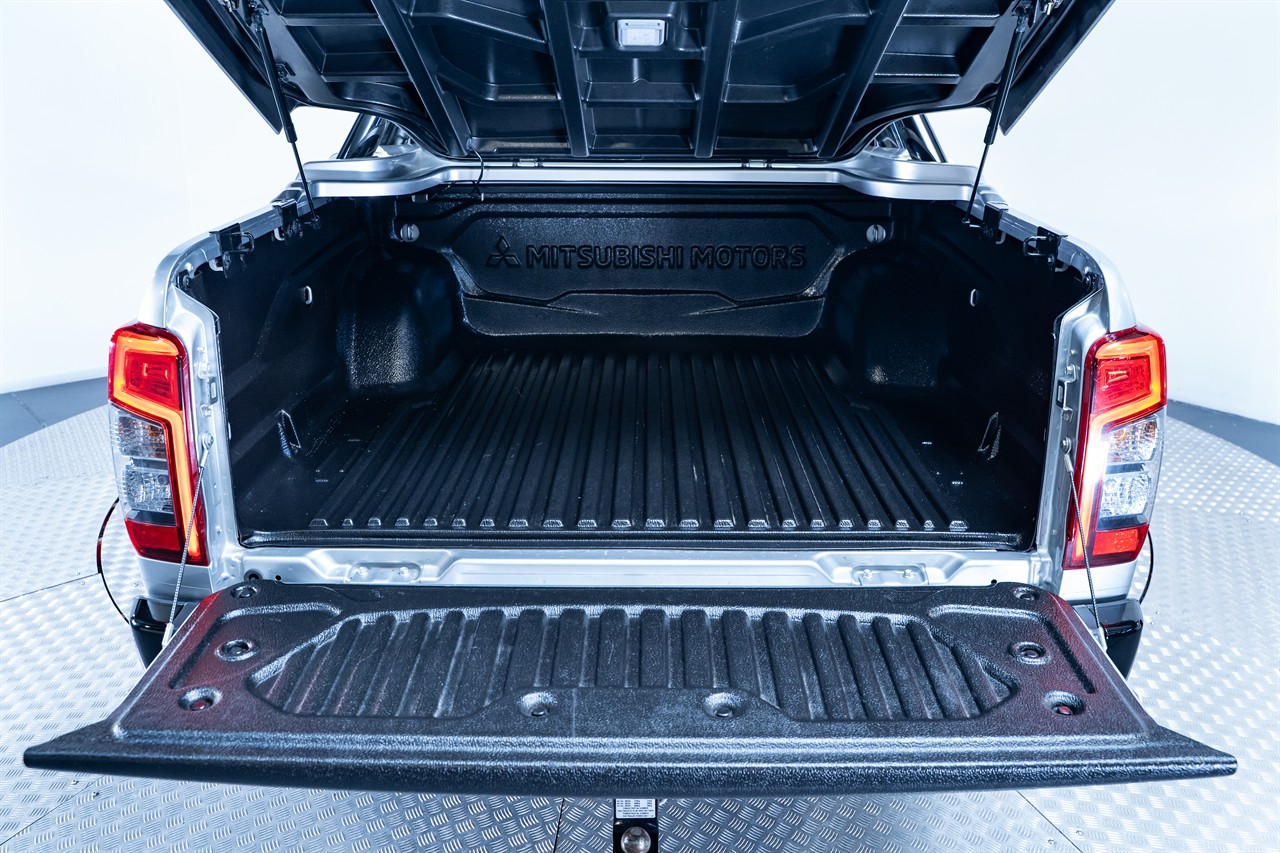 2020 Mitsubishi Triton