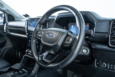 2023 Ford Everest - Thumbnail