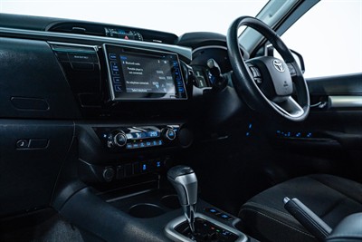 2019 Toyota Hilux - Thumbnail