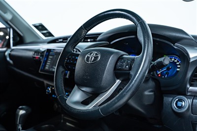 2019 Toyota Hilux - Thumbnail