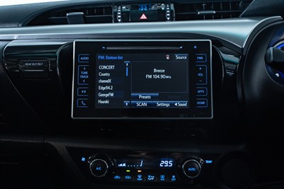 2019 Toyota Hilux - Thumbnail
