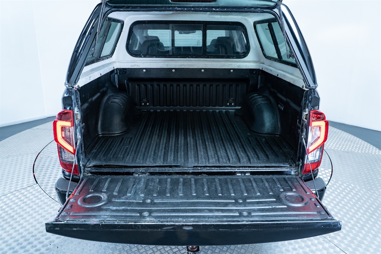 2022 Nissan Navara