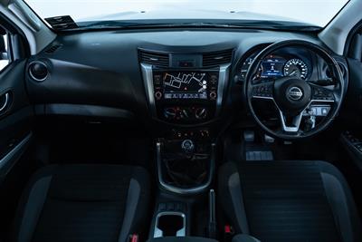 2022 Nissan Navara - Thumbnail