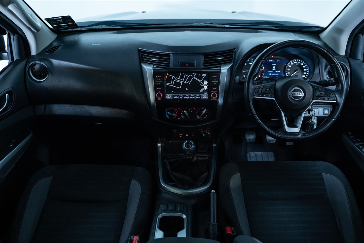 2022 Nissan Navara