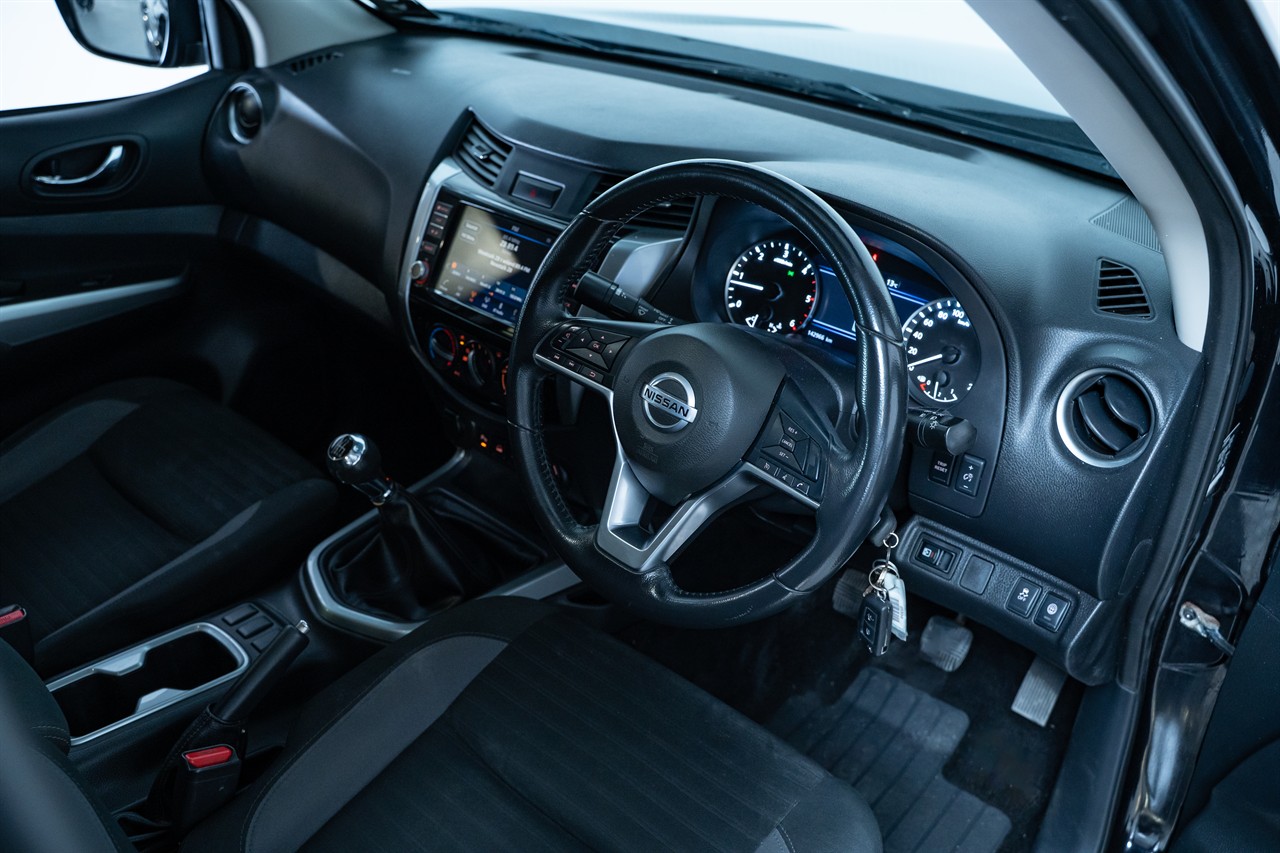 2022 Nissan Navara
