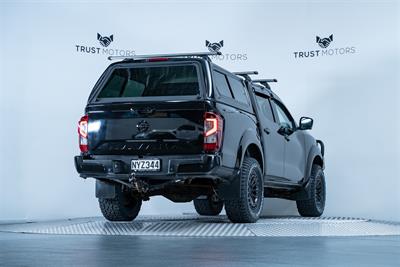 2022 Nissan Navara - Thumbnail